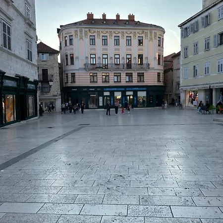 Harmony - Luxury Apartment